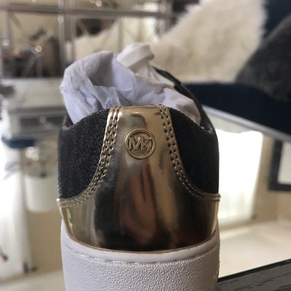Michael Kors Catelyn Stripe Lace Up Shoes size 7 - Picture 5 of 8